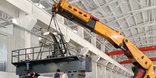 上海廠房設備吊裝公司哪家好？怎么判斷廠房設備吊裝專不專業？