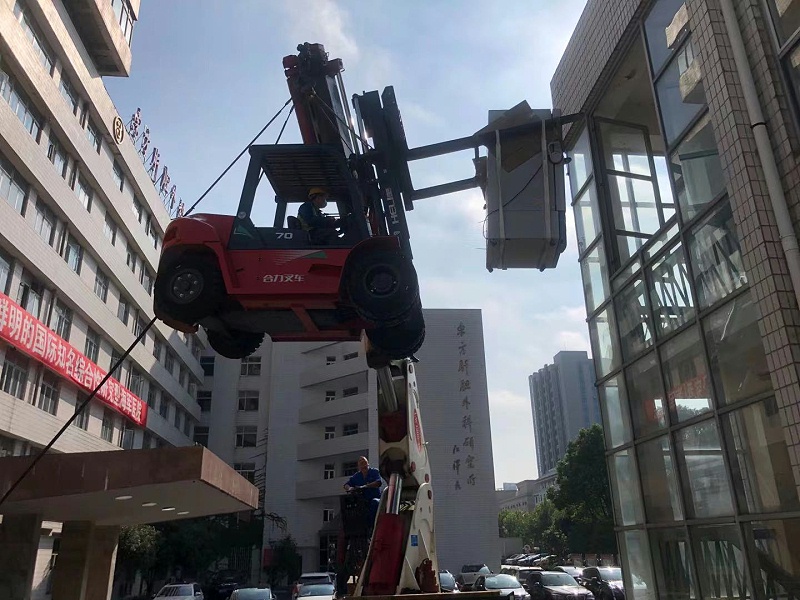 醫(yī)院精密設備搬運