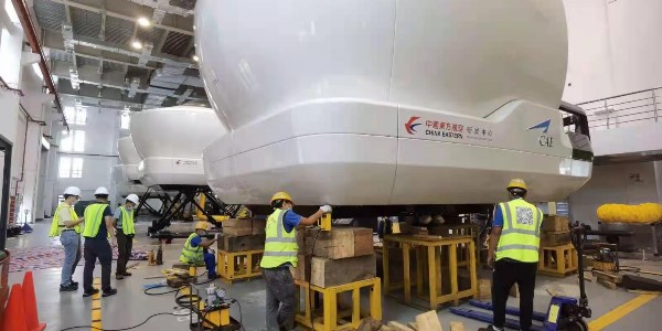 特種設(shè)備裝卸廠家與普通設(shè)備裝卸廠家有什么區(qū)別？